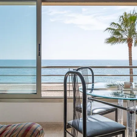 Apartment At172 Baix A Mar *