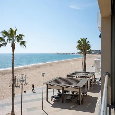 At172 Baix A Mar * Torredembarra